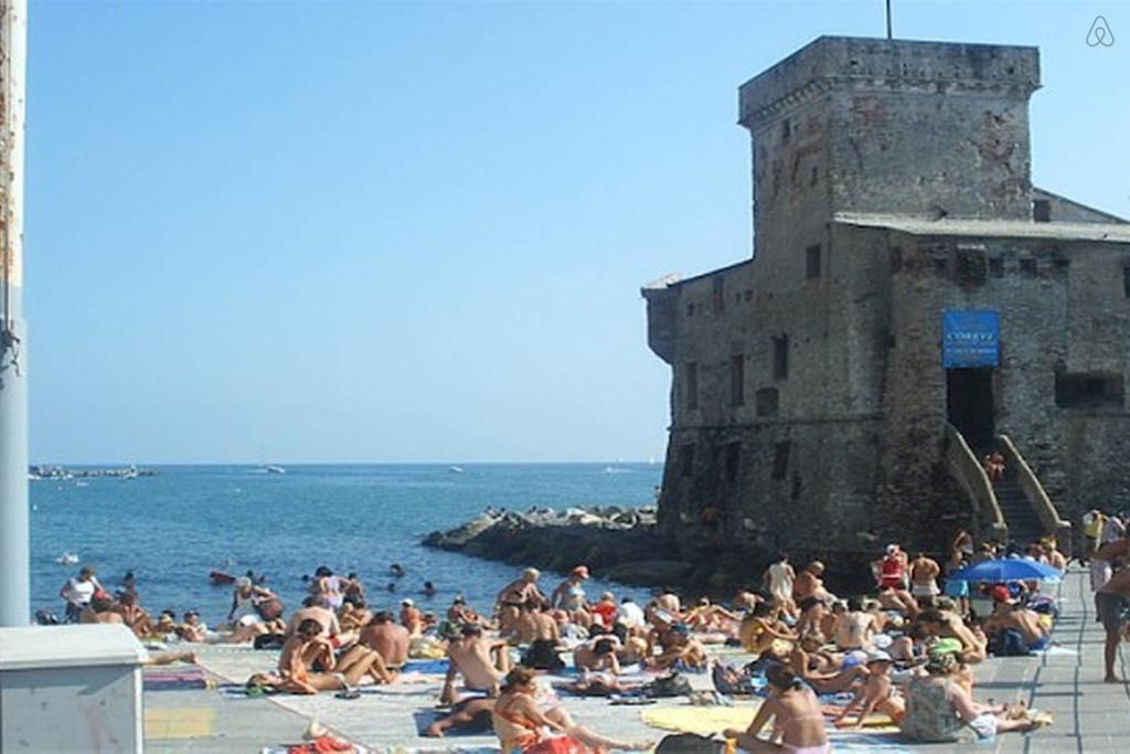 Rapallo trilocale con posto auto privato a 5 minuti a piedi dal mare Camera foto